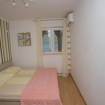 Διαμέρισμα Apartman U Kumboru *