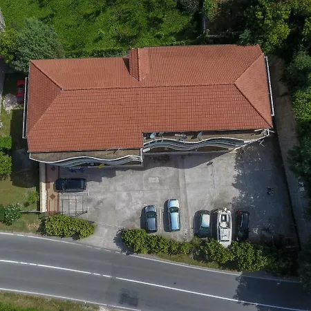 Apartman U Kumboru Apartament *