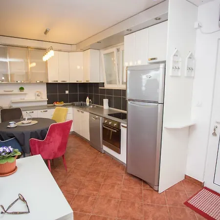 Apartament Apartman U Kumboru *